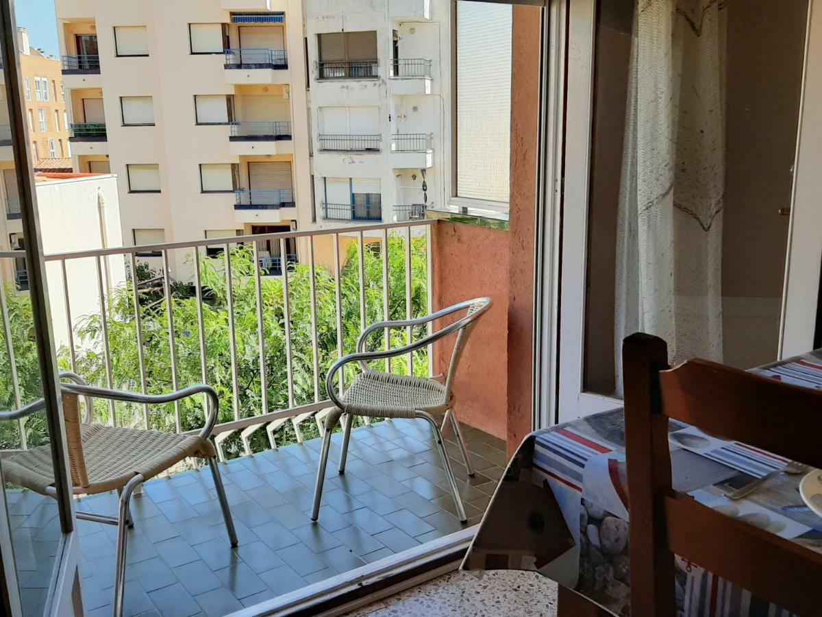 Apartamentos Franch โอสปิตาเล็ต เด ลินฟันต์ ภายนอก รูปภาพ
